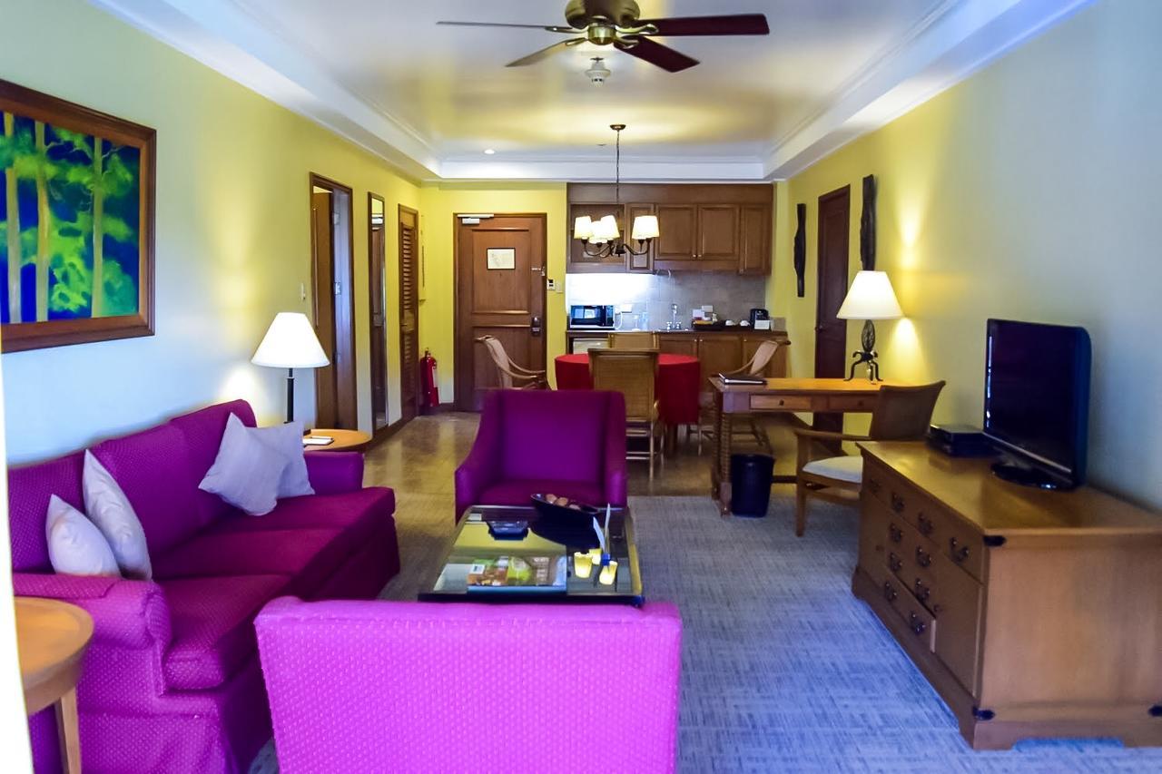 Hotel The Manor At Camp John Hay Baguio City Esterno foto