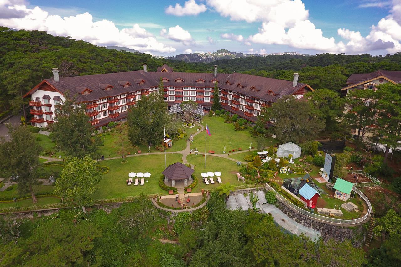 Hotel The Manor At Camp John Hay Baguio City Esterno foto